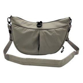 Aunts & Uncles TOYO RE LITE halfmoon bag driftwood